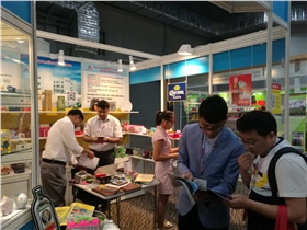 馬口鐵盒的環(huán)球資源展 馬口鐵盒的環(huán)球資源展